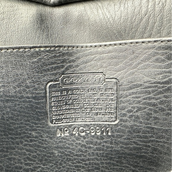Coach Black Leather Shoulder Bag – Vintage Style, Clean with Multiple Pockets - Picture 3 of 9